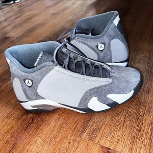 Air Jordan 14 (flint grey)